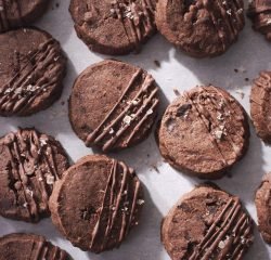 salted-chocolate-sable-cookies-DSC_5940-2048