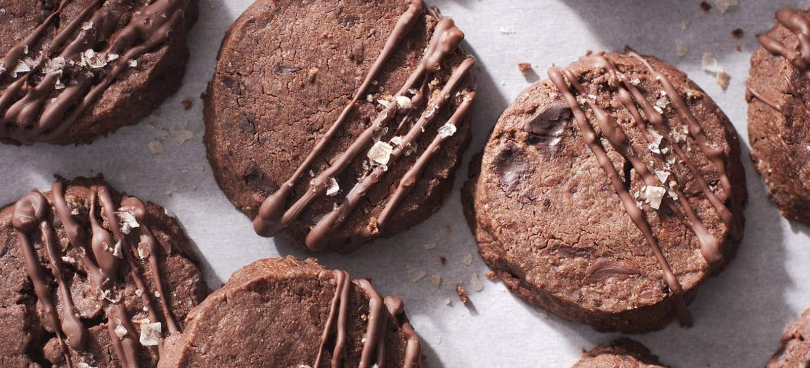 salted-chocolate-sable-cookies-DSC_5940-2048